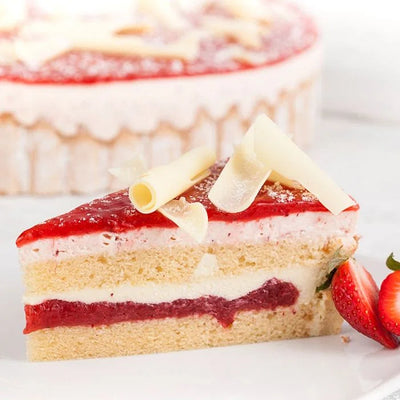 Chantilly Patisserie Strawberry & Clotted Cream Gateau